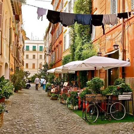 Guest House O Affittacamere La Civetta Di Trastevere B Rzym Zewnętrze zdjęcie