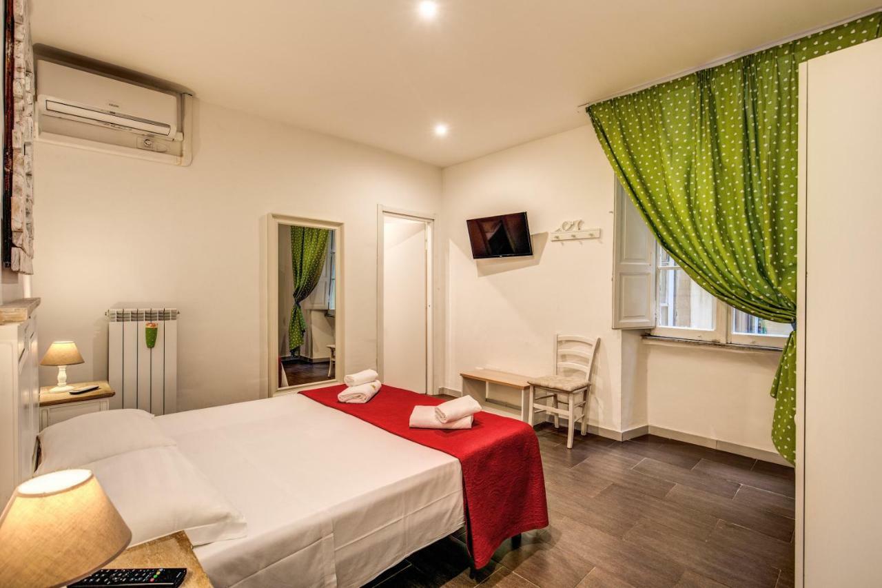 Guest House O Affittacamere La Civetta Di Trastevere B Rzym Zewnętrze zdjęcie