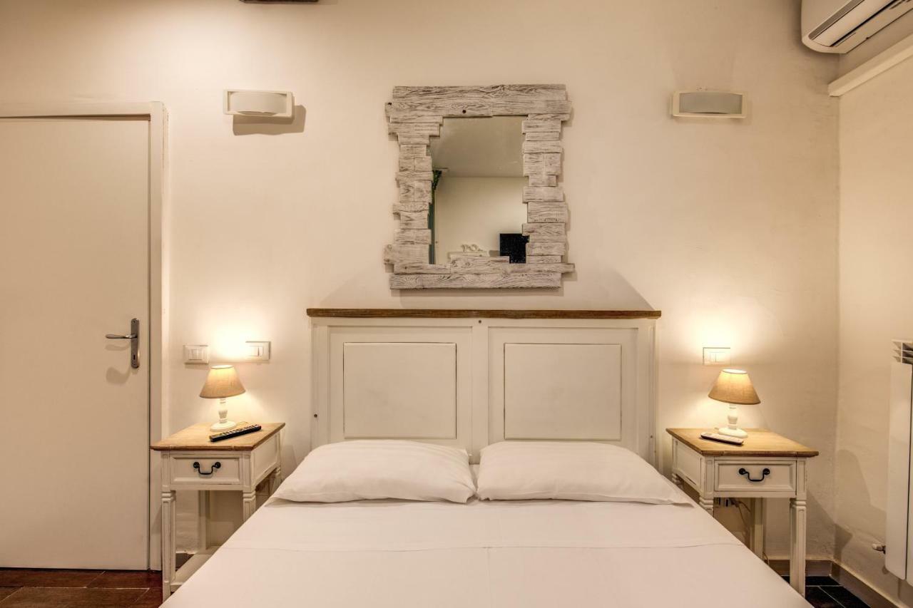 Guest House O Affittacamere La Civetta Di Trastevere B Rzym Zewnętrze zdjęcie