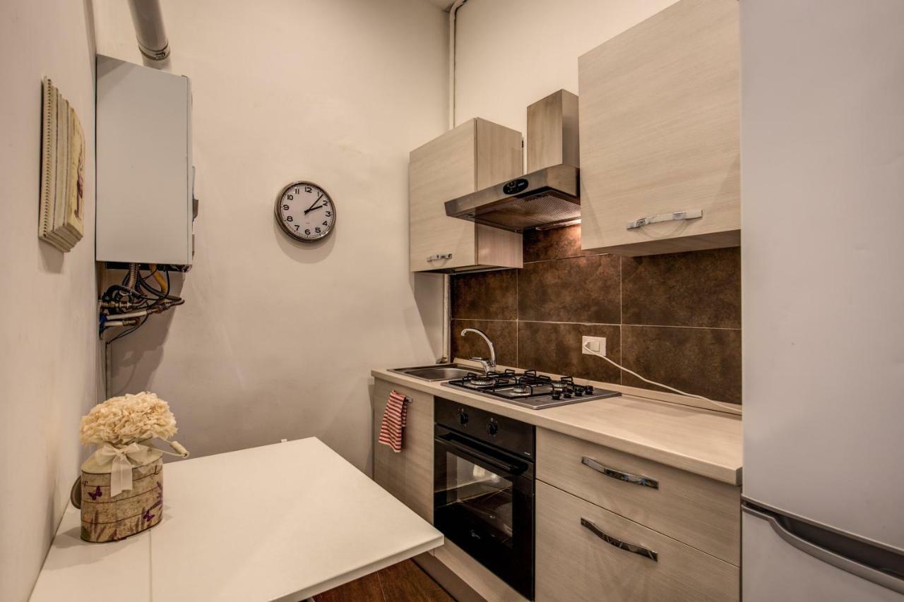 Guest House O Affittacamere La Civetta Di Trastevere B Rzym Zewnętrze zdjęcie